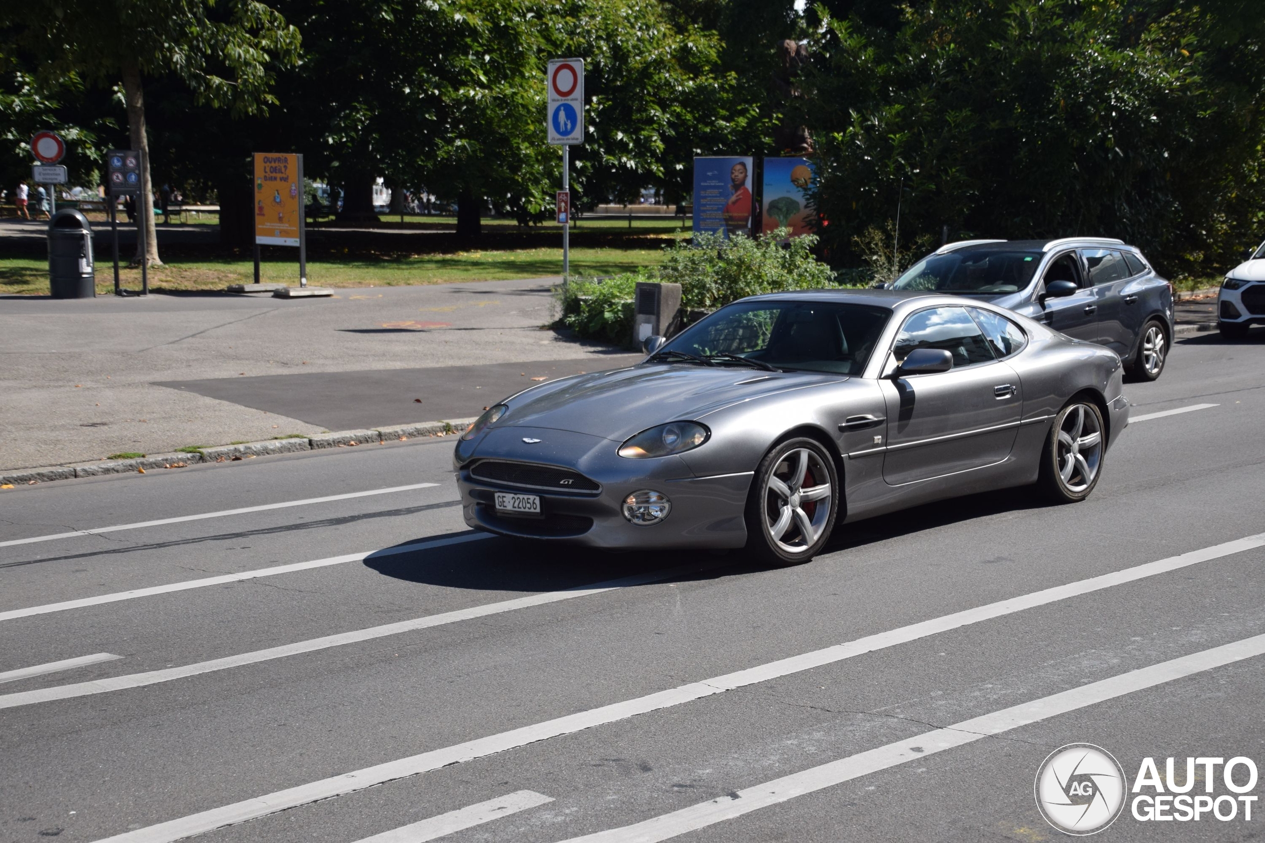 Aston Martin DB7 GT