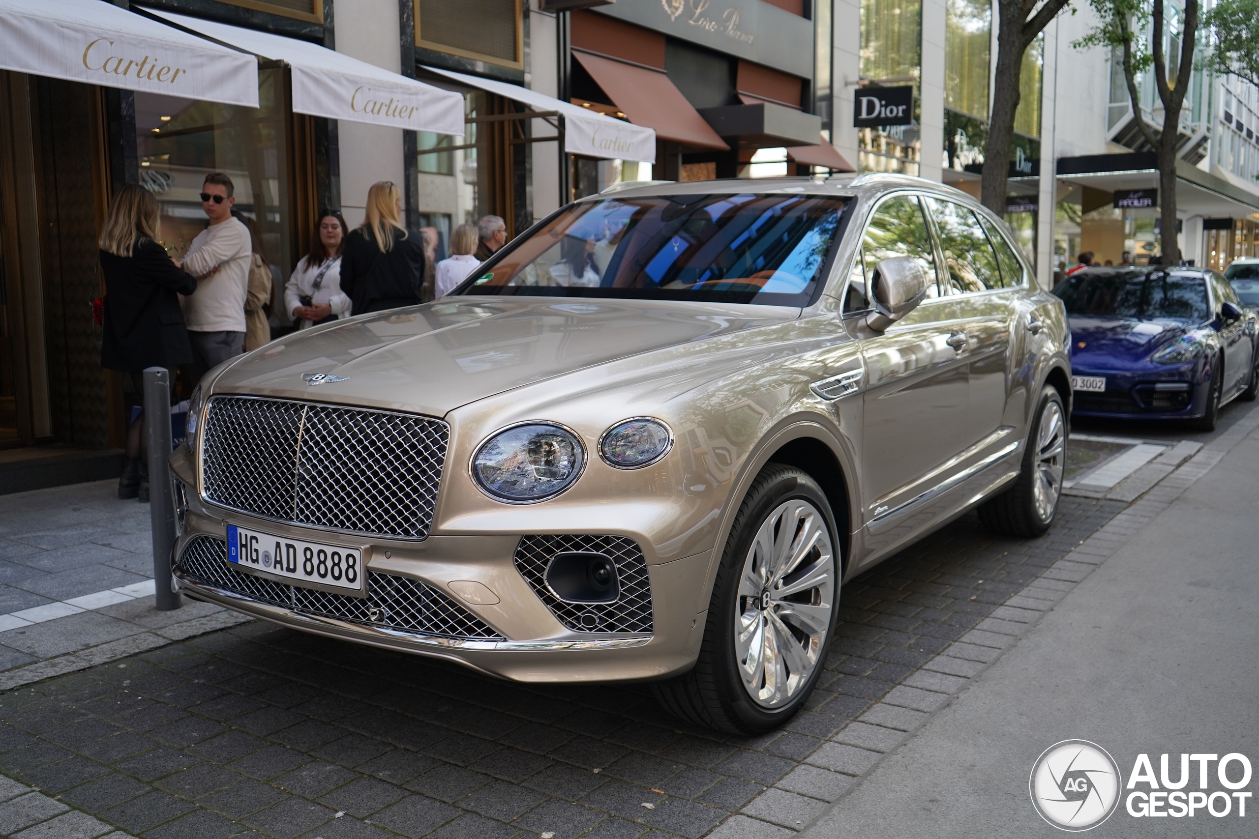 Bentley Bentayga Azure