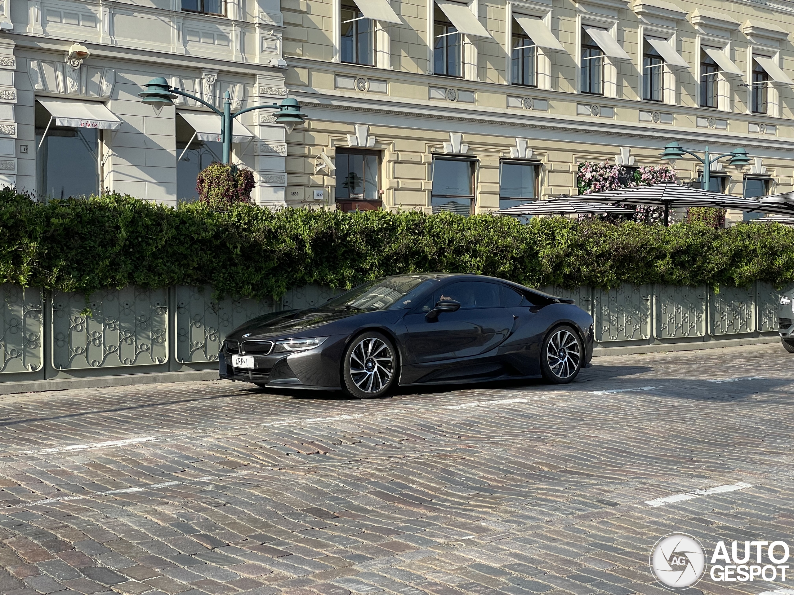 BMW i8