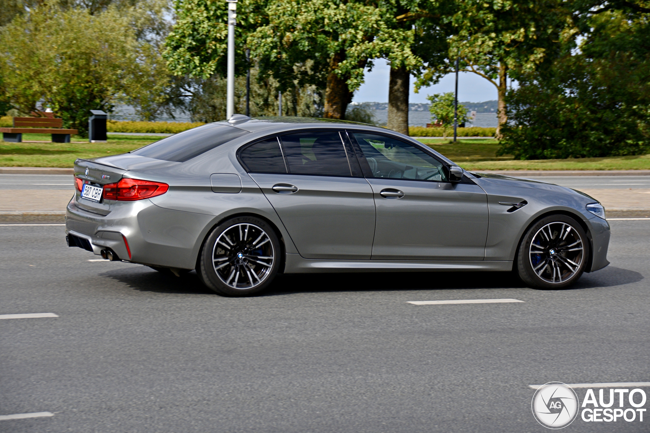 BMW M5 F90