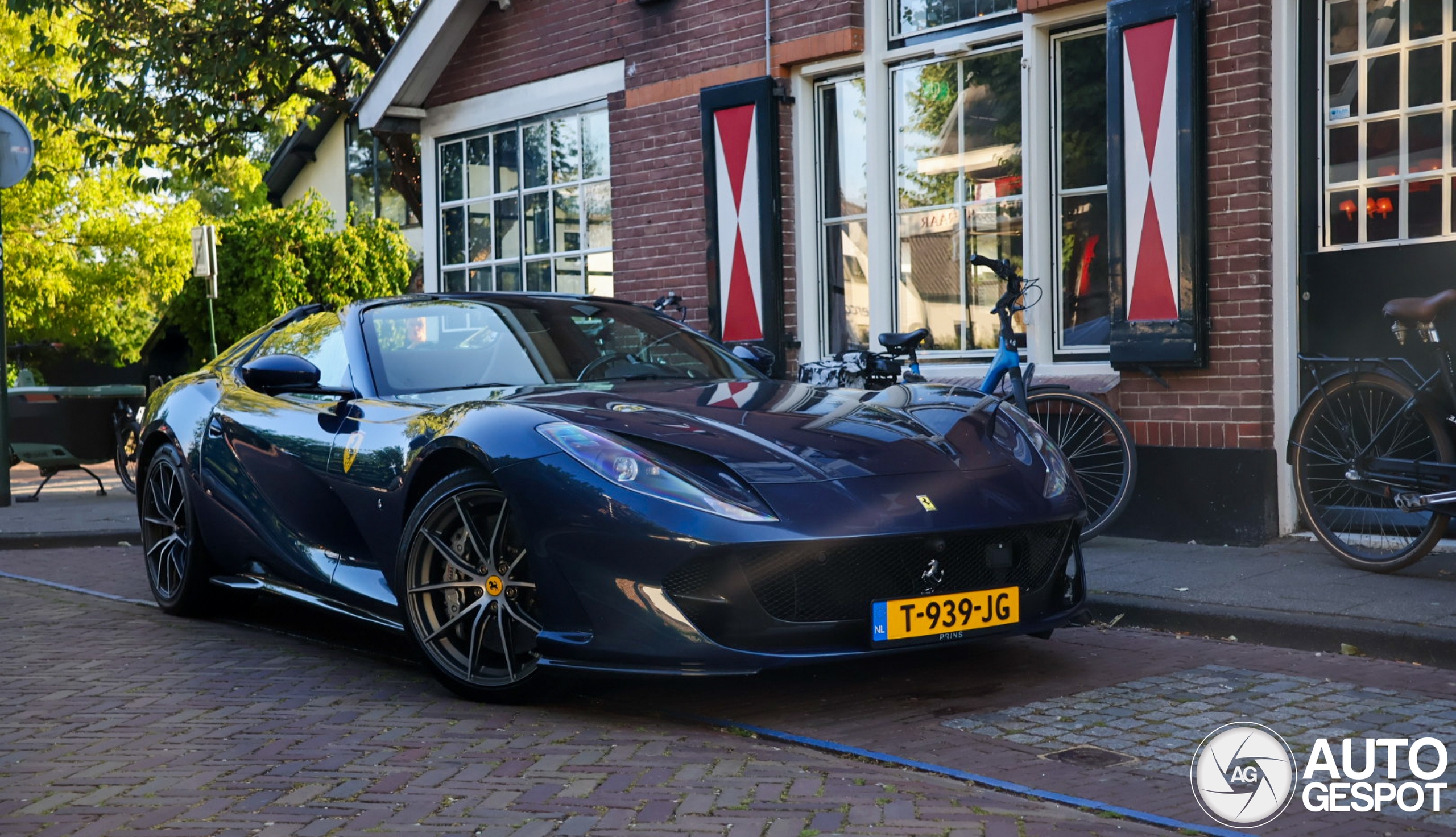 Ferrari 812 GTS