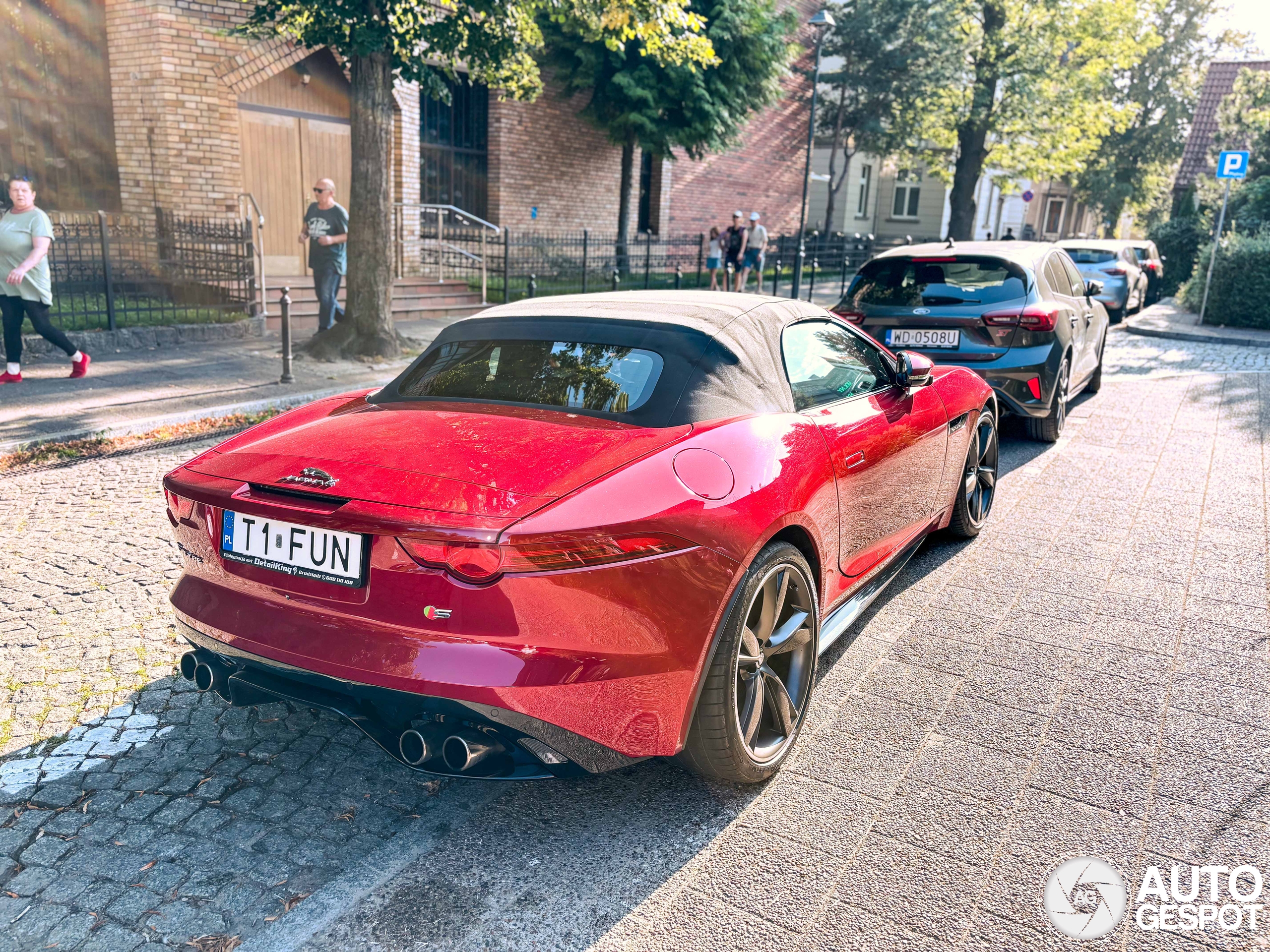 Jaguar F-TYPE S V8 Convertible