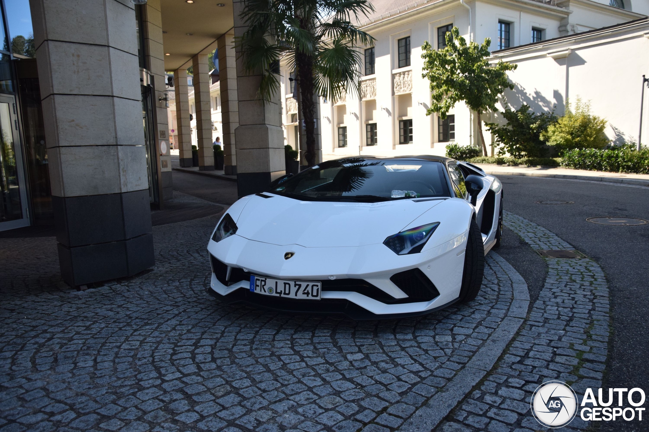 Lamborghini Aventador S LP740-4 Roadster