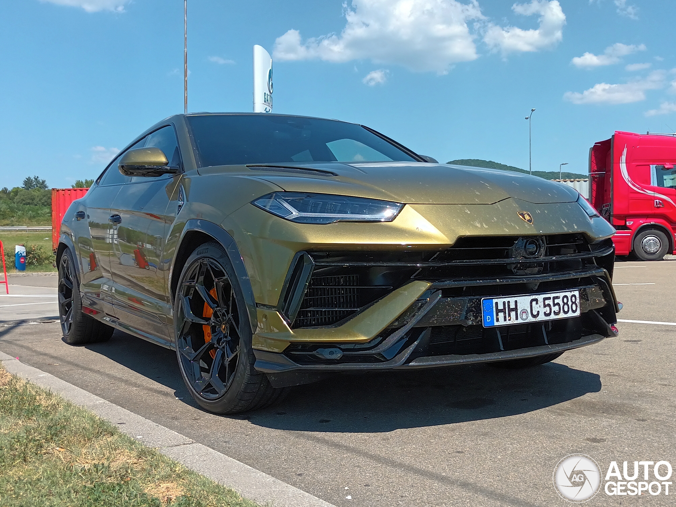 Lamborghini Urus Performante