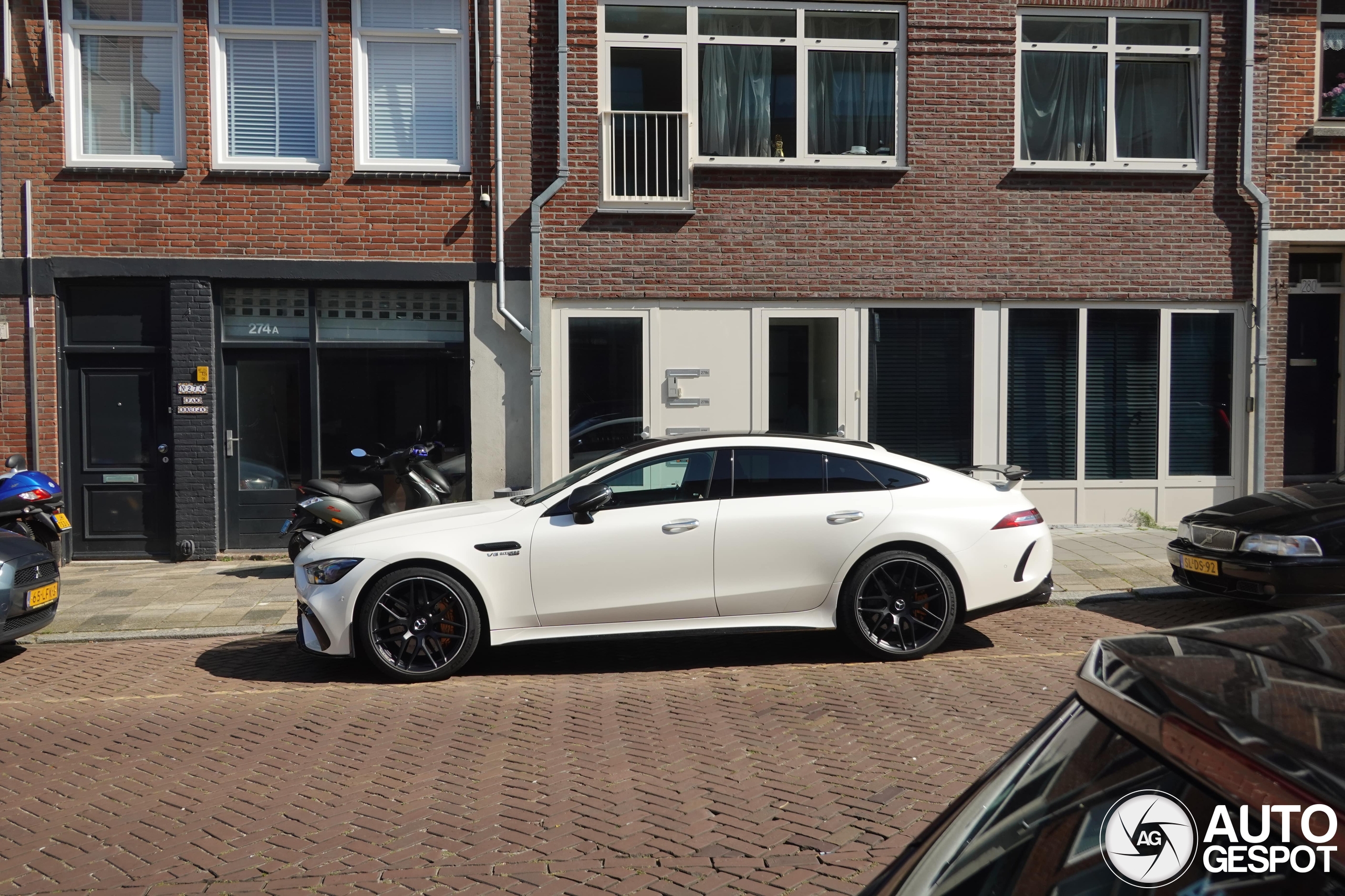 Mercedes-AMG GT 63 S X290