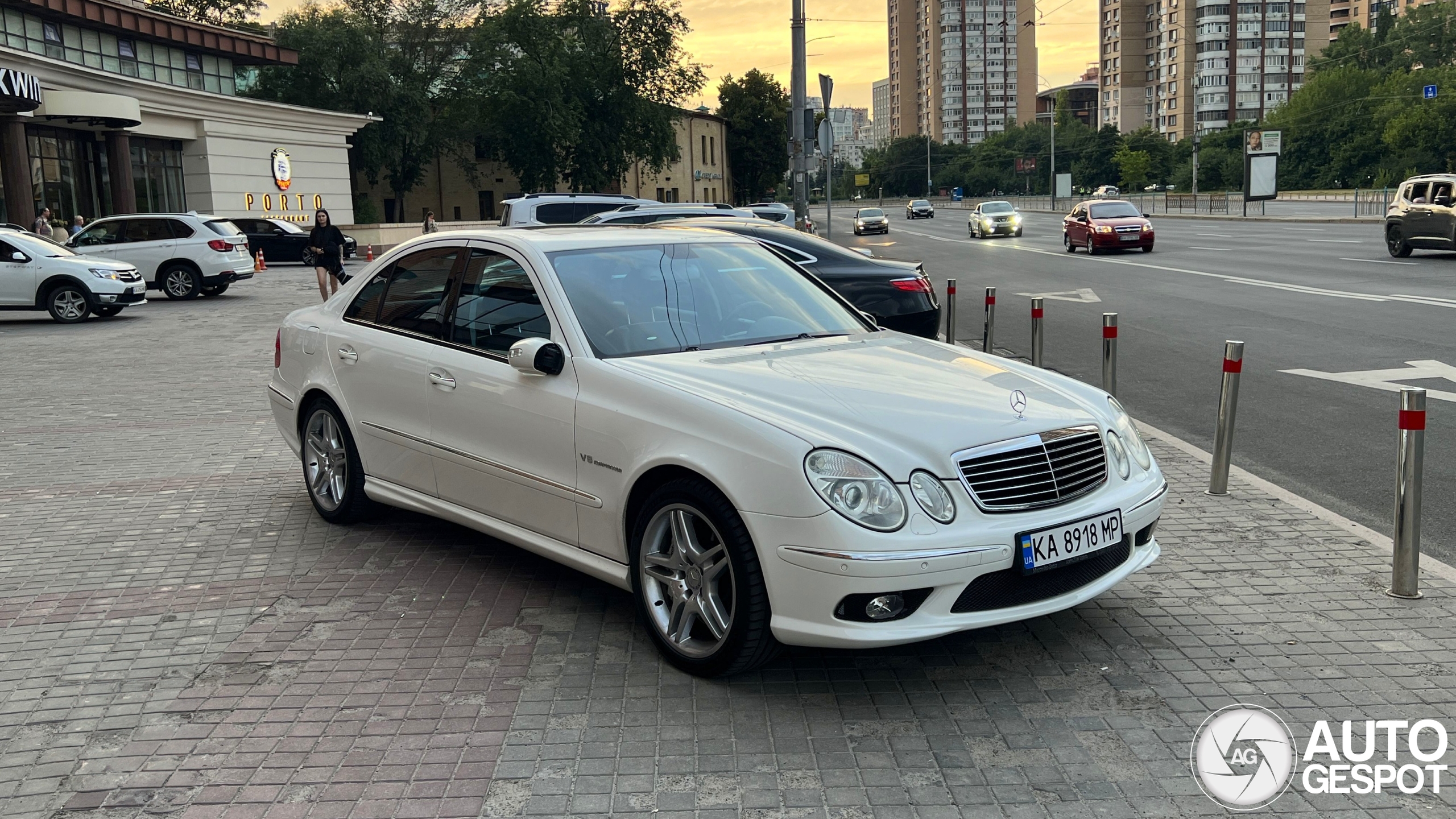 Mercedes-Benz E 55 AMG