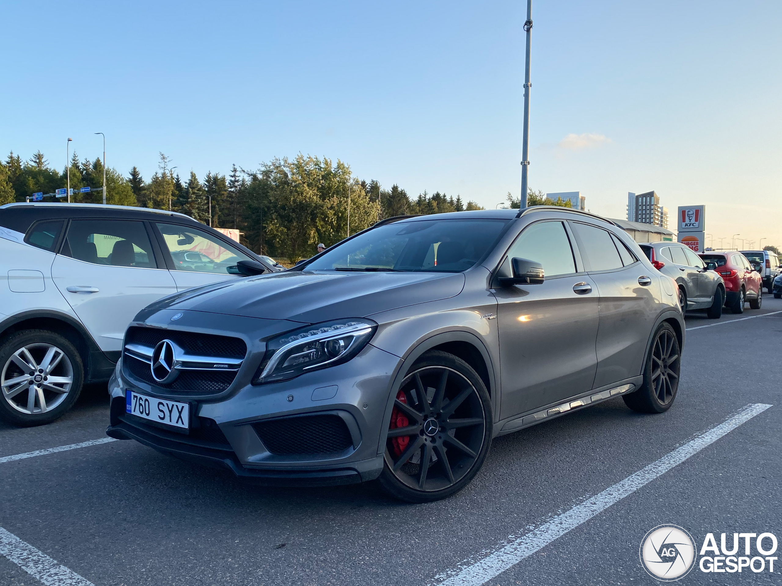 Mercedes-Benz GLA 45 AMG X156