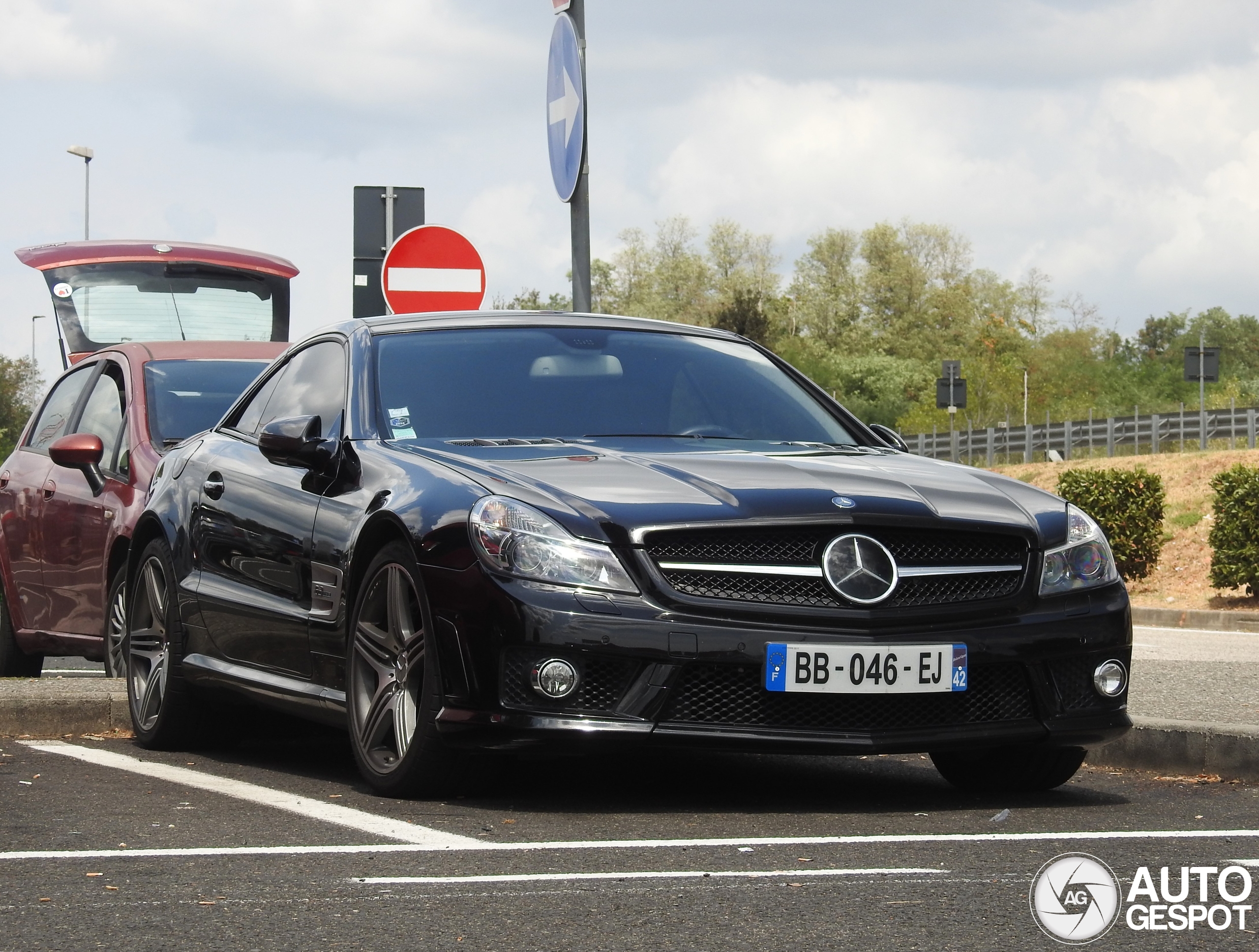 Mercedes-Benz SL 63 AMG