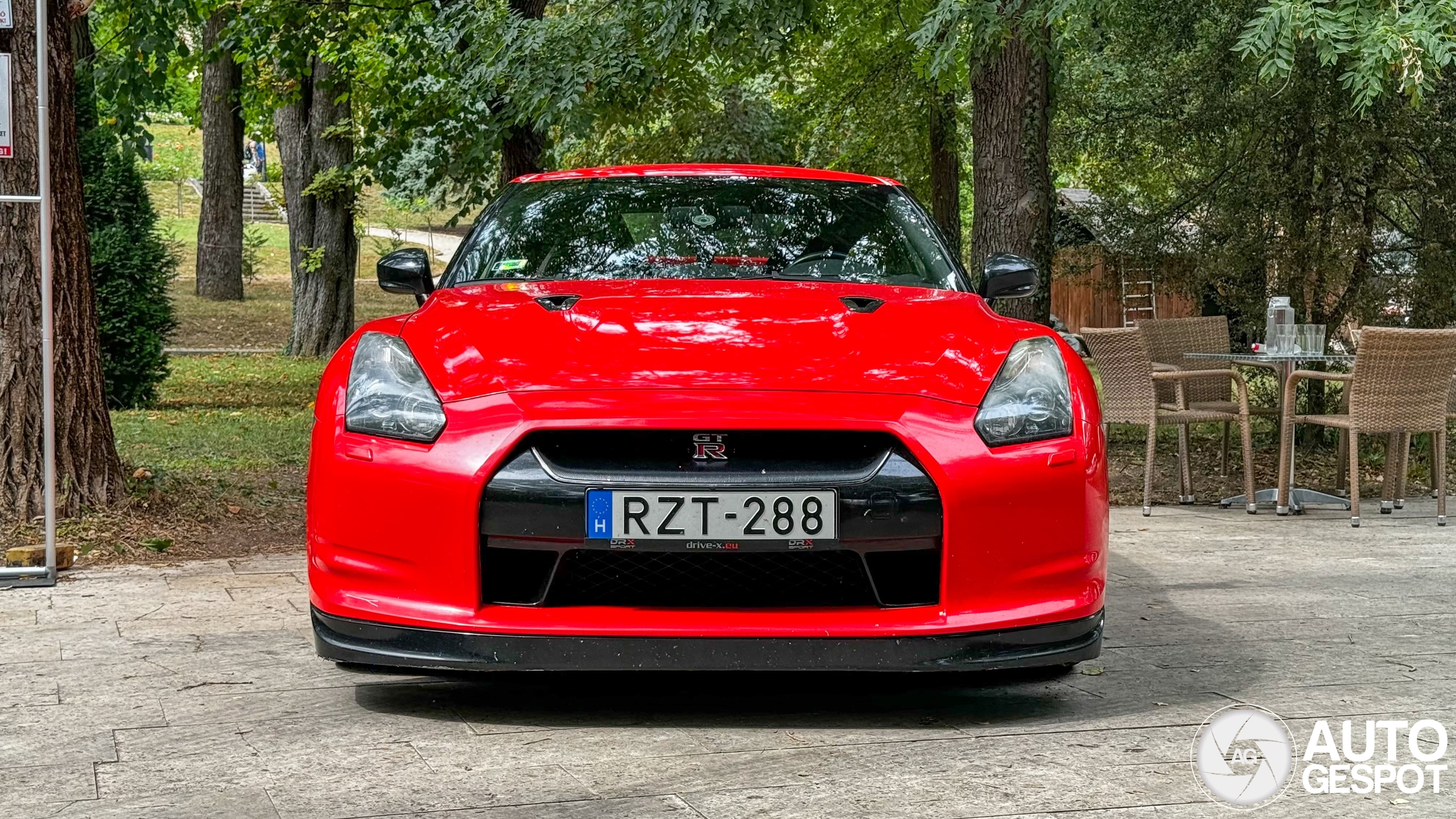 Nissan GT-R