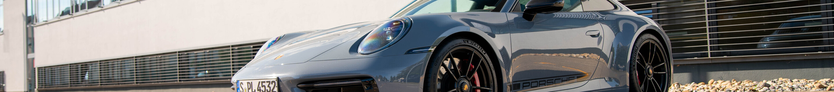 Porsche 992 Carrera GTS