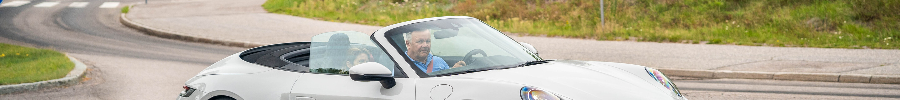 Porsche 992 Carrera 4S Cabriolet