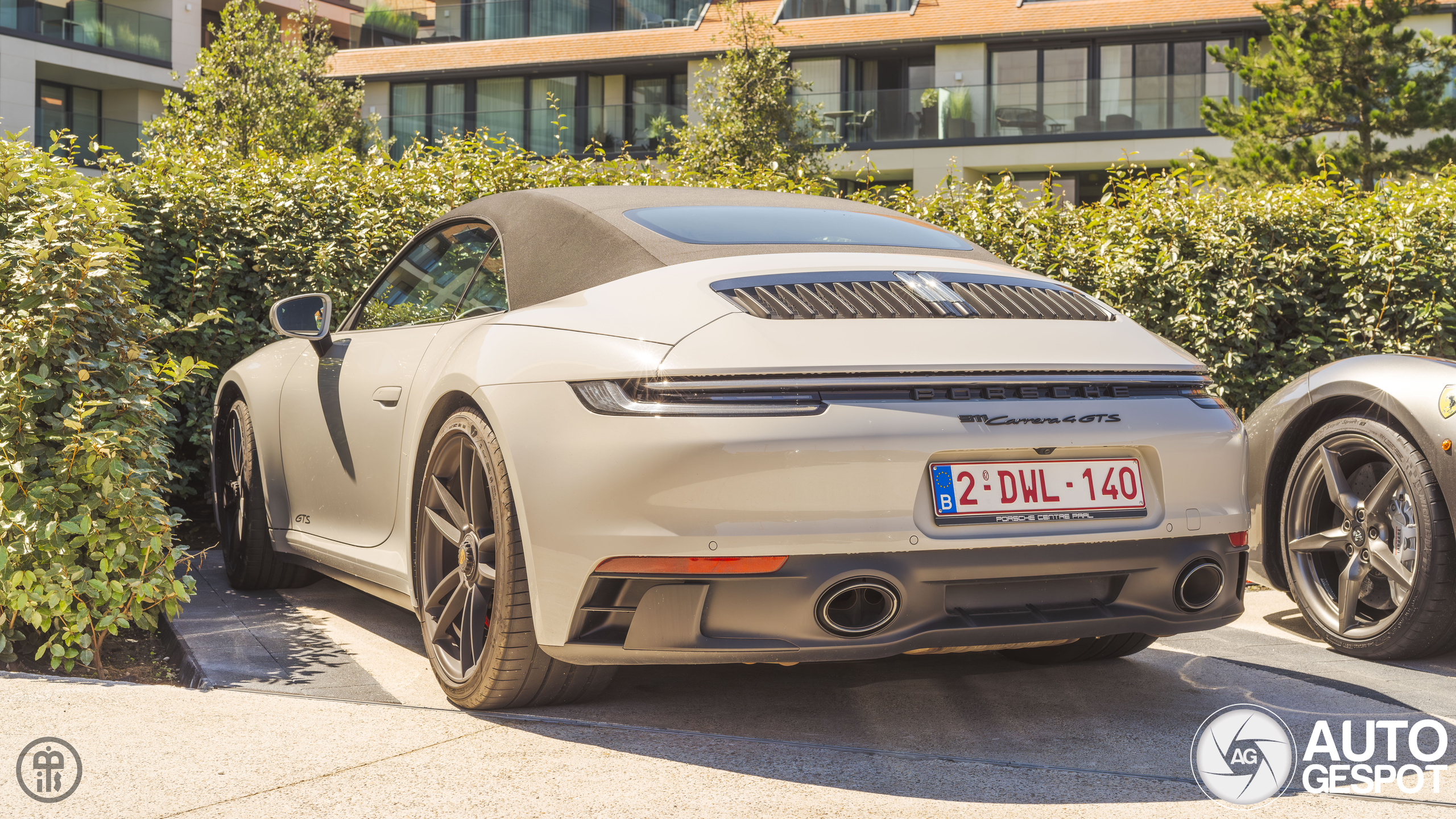 Porsche 992 Carrera 4 GTS Cabriolet