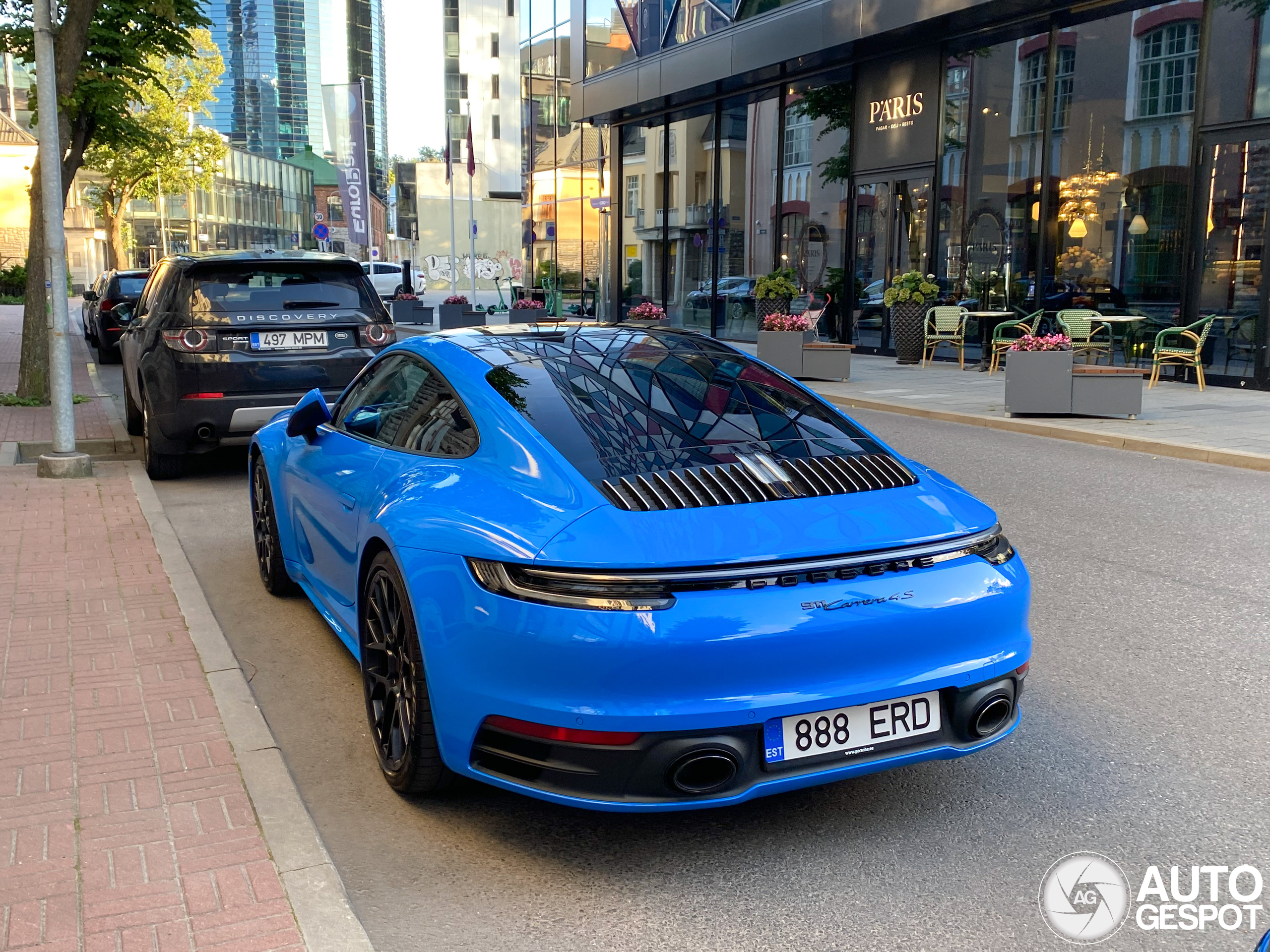 Porsche 992 Carrera 4S