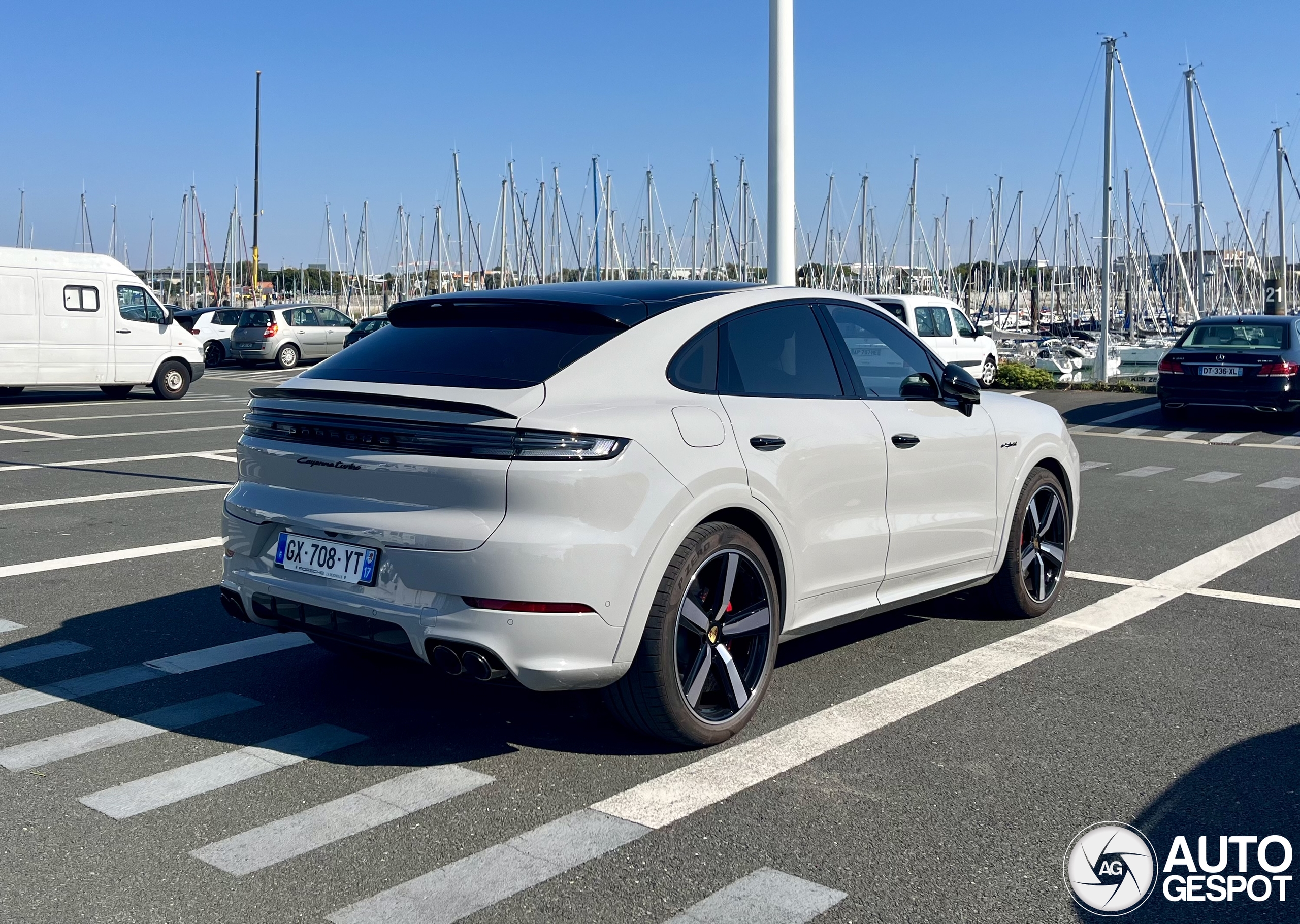 Porsche Cayenne Coupé Turbo E-Hybrid