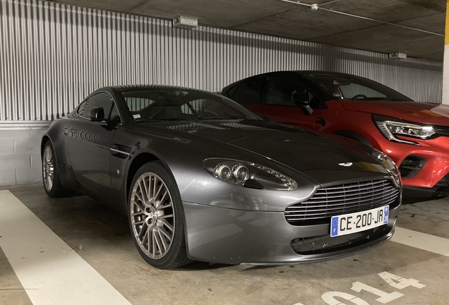 Aston Martin V8 Vantage