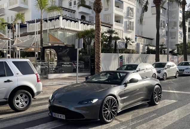 Aston Martin V8 Vantage Roadster 2020