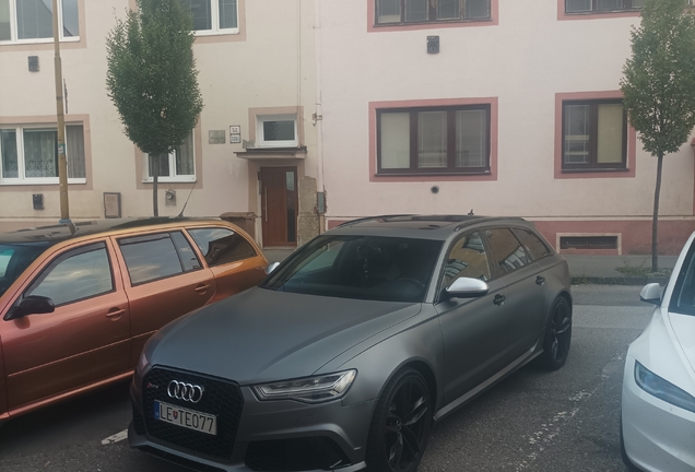 Audi RS6 Avant C7 2015