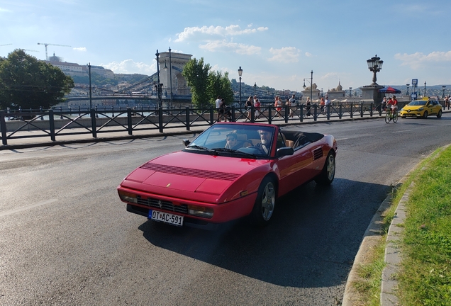 Ferrari Mondial T Cabriolet