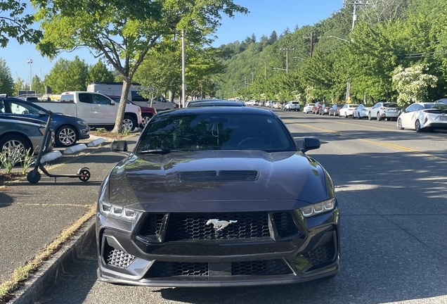 Ford Mustang GT 2024