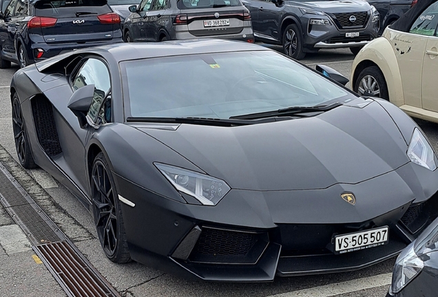 Lamborghini Aventador LP700-4