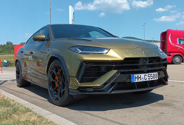 Lamborghini Urus Performante