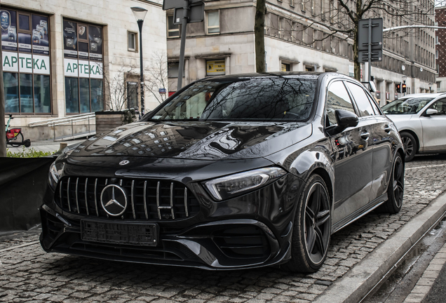 Mercedes-AMG A 45 S W177