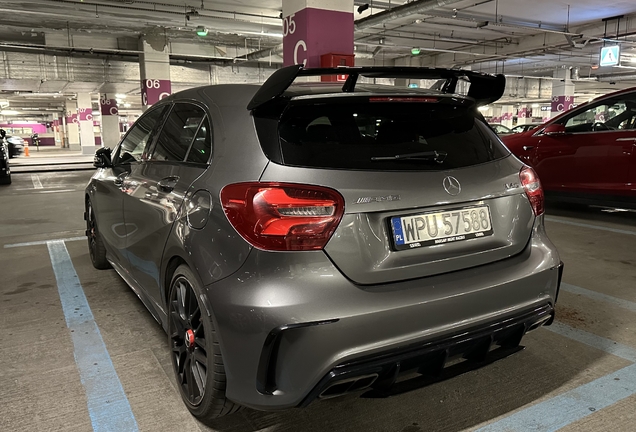 Mercedes-AMG A 45 W176 2015