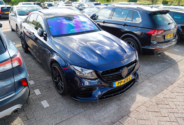 Mercedes-AMG E 63 S W213