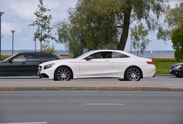 Mercedes-AMG S 63 Coupé C217