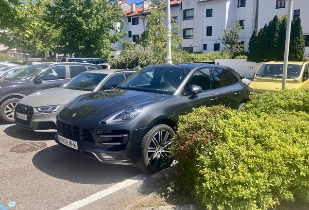 Porsche 95B Macan Turbo