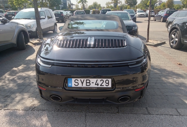 Porsche 992 Carrera 4 GTS Cabriolet