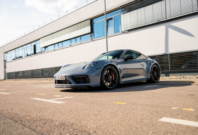 Porsche 992 Carrera GTS