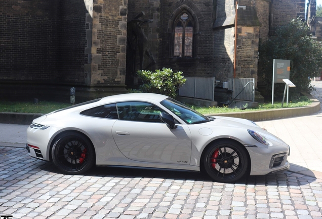 Porsche 992 Carrera GTS