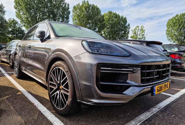 Porsche 9YA Cayenne Turbo E-Hybrid