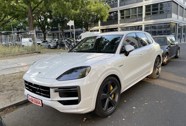 Porsche 9YA Cayenne Turbo E-Hybrid