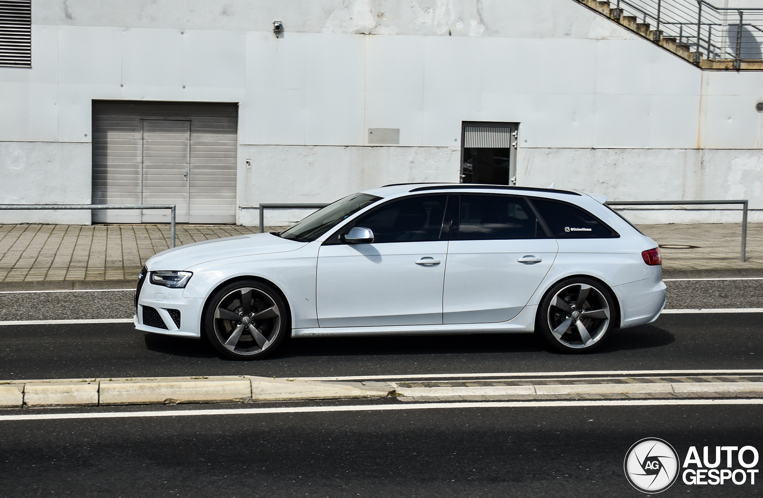 Audi RS4 Avant B8