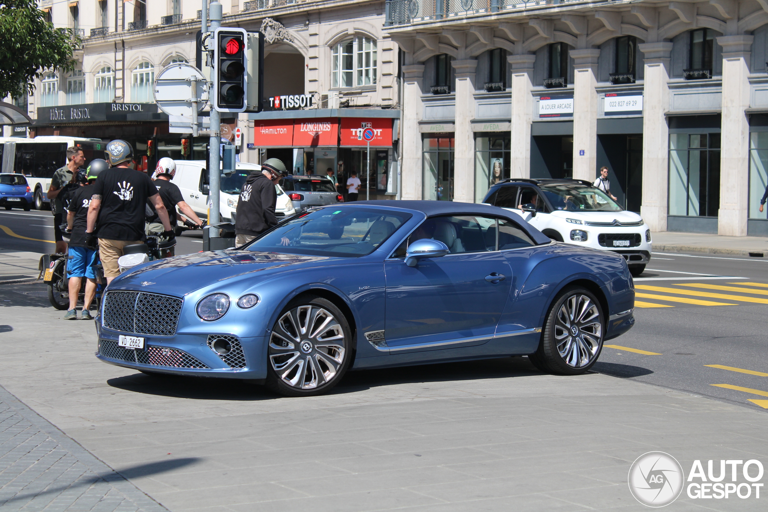 Bentley Continental GTC 2019 Mulliner