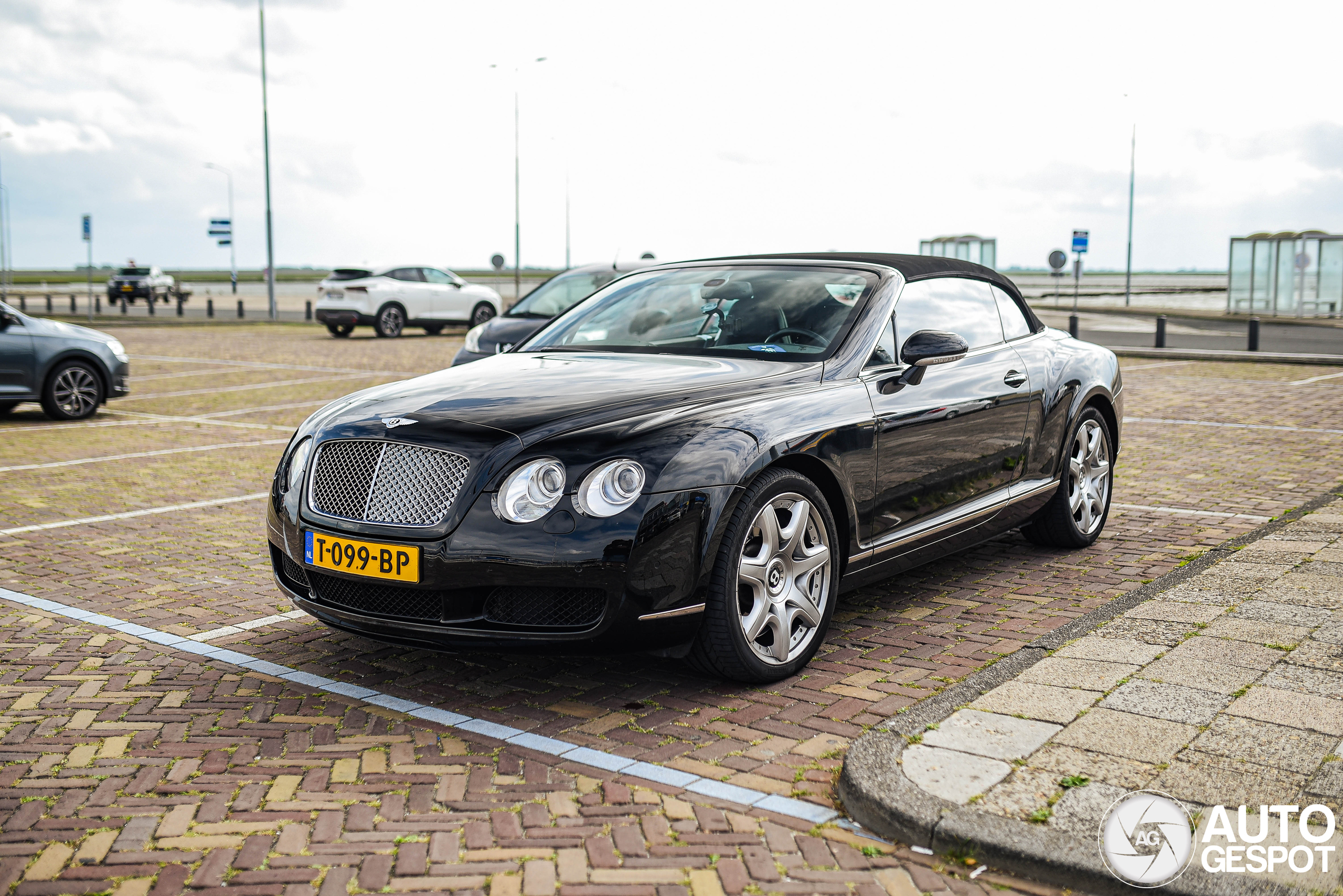 Bentley Continental GTC