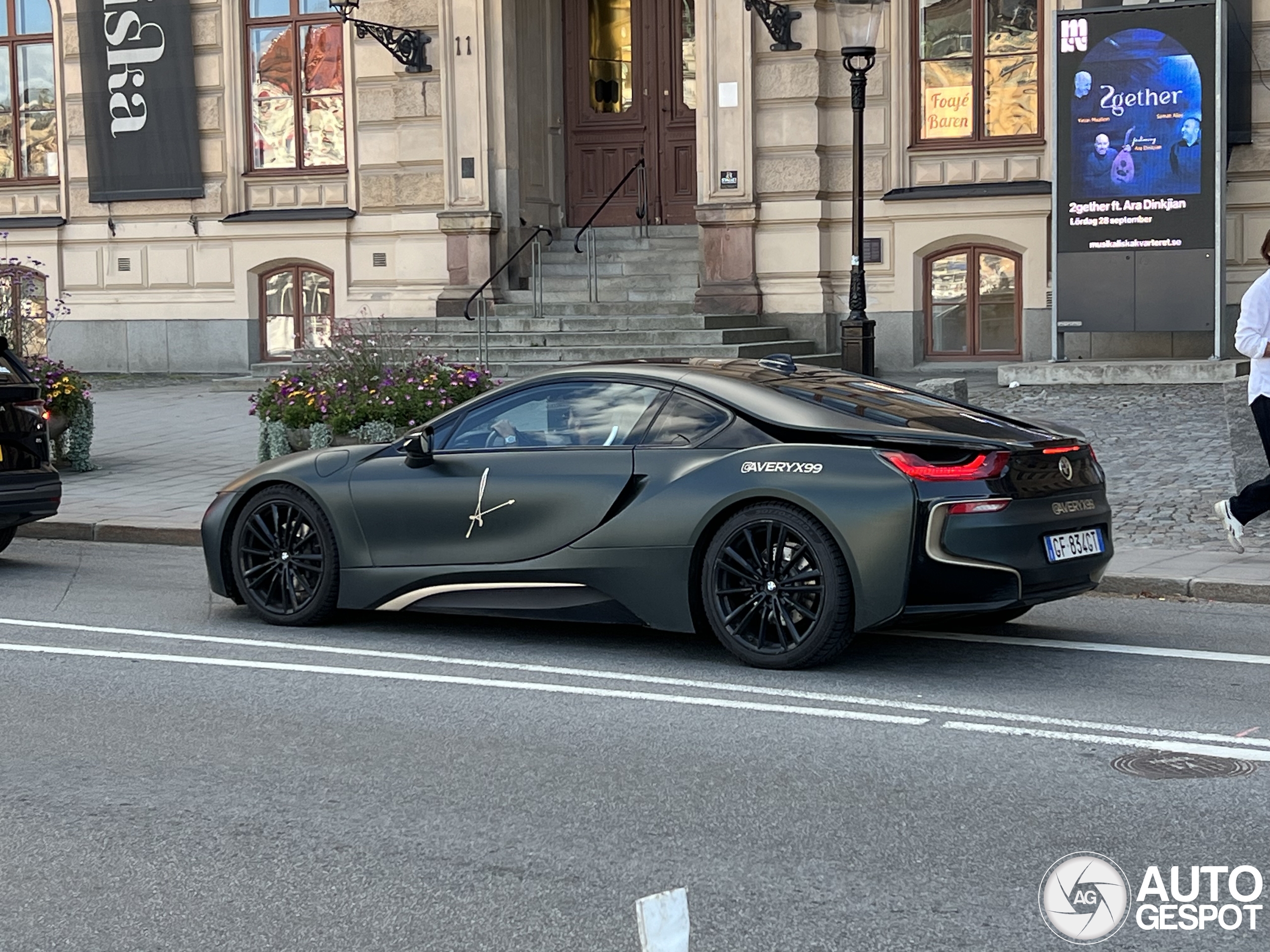 BMW i8