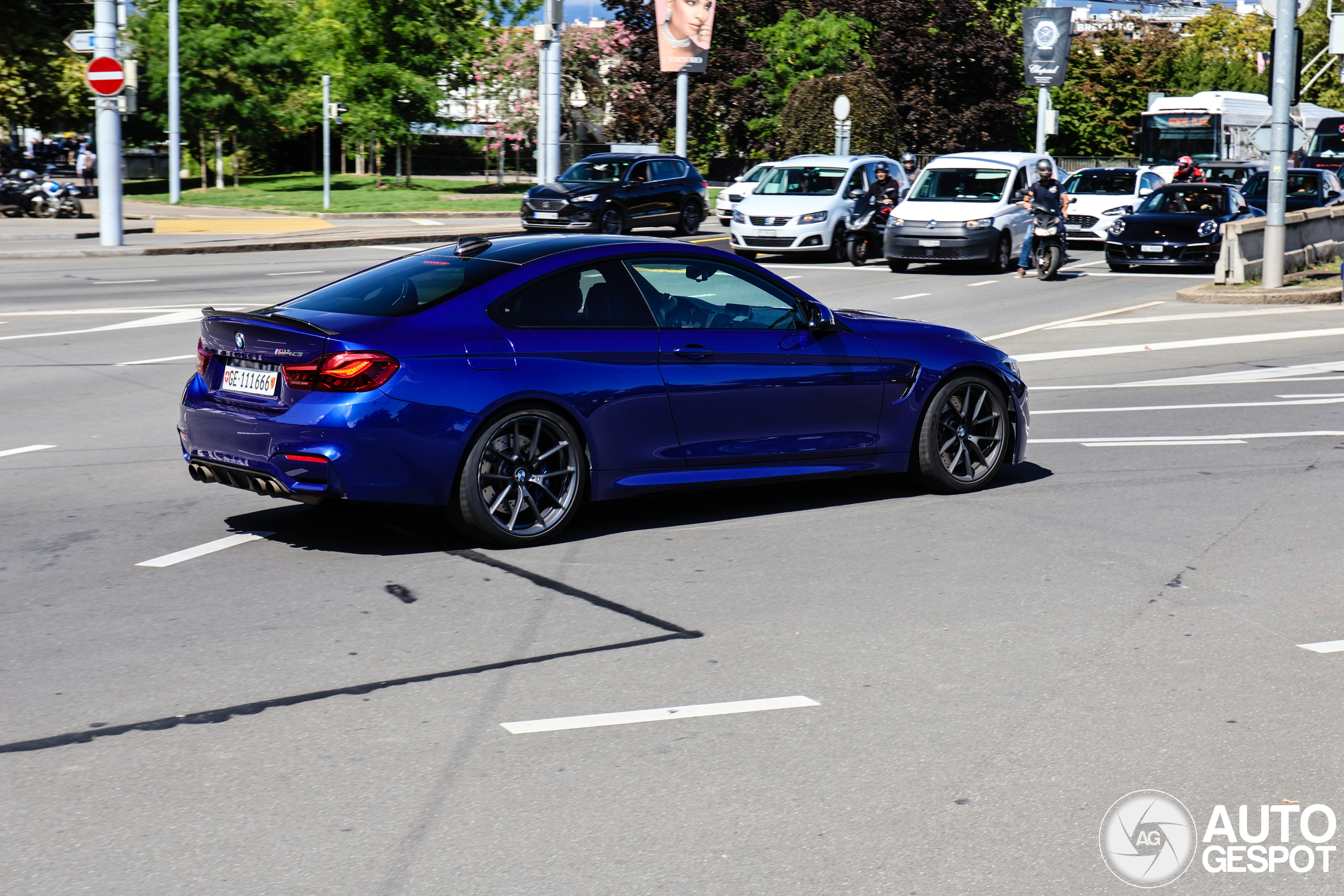 BMW M4 F82 CS