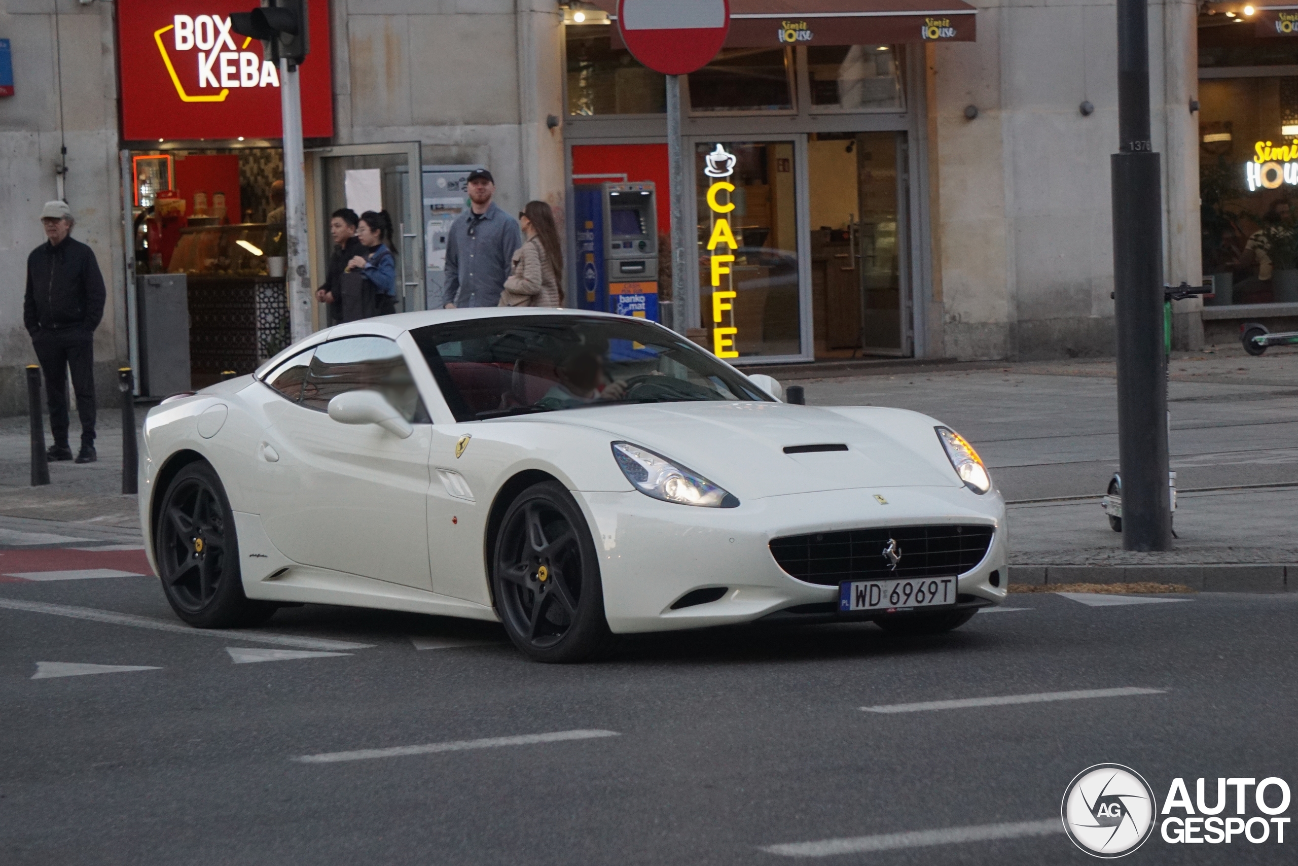 Ferrari California