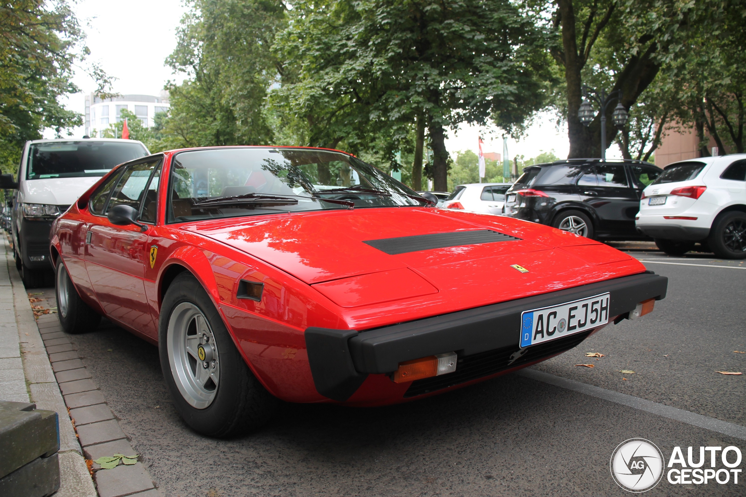 Ferrari Dino 308 GT4