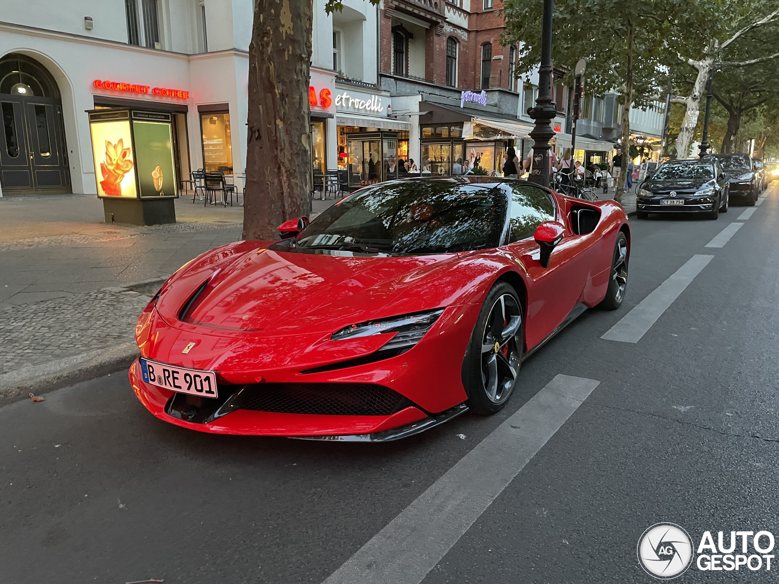 Ferrari SF90 Stradale