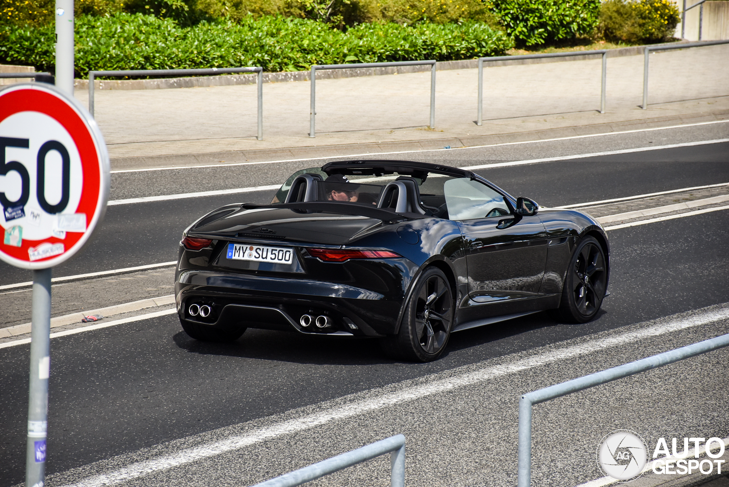 Jaguar F-TYPE P450 AWD Convertible 2020