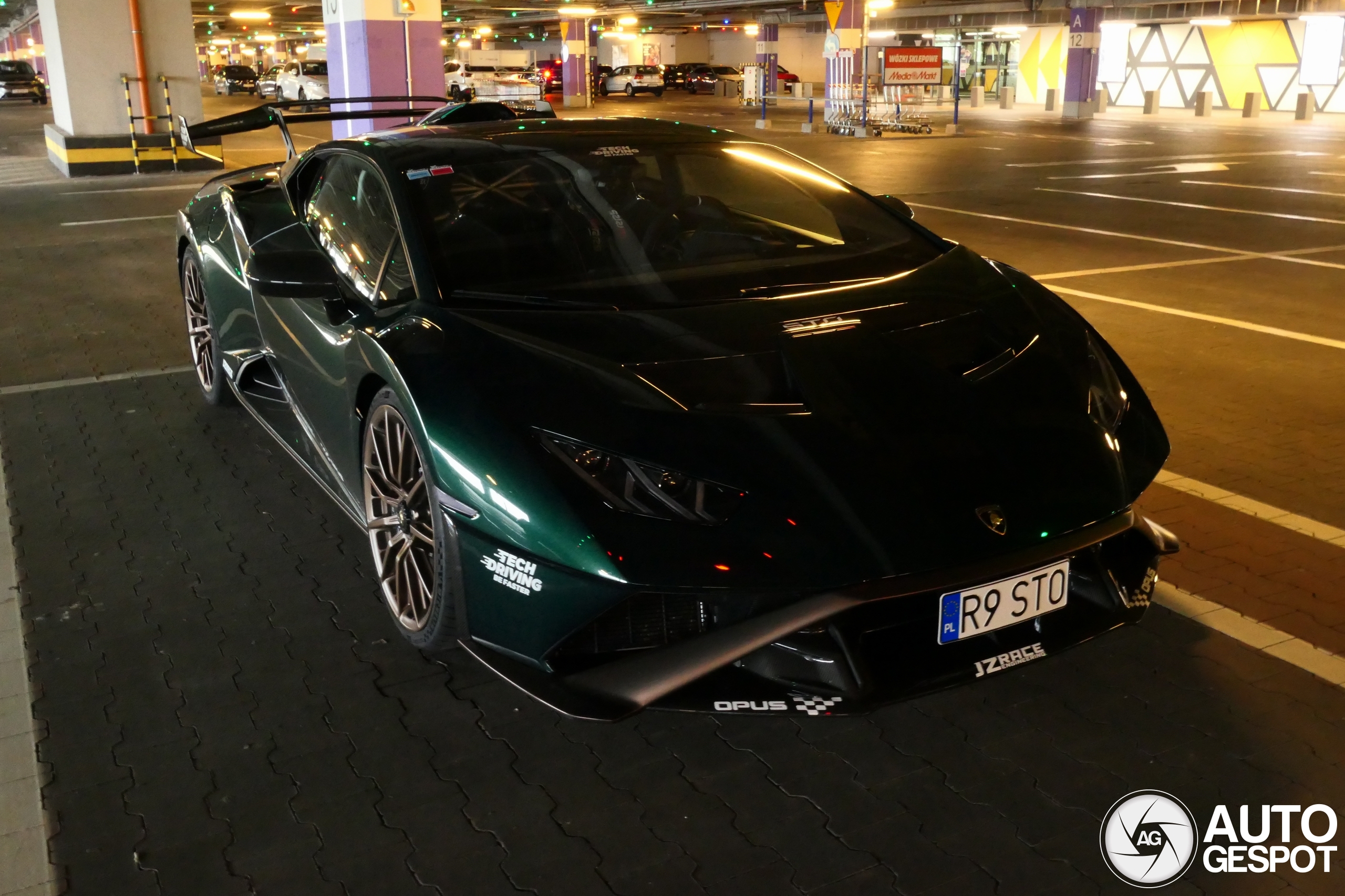 Lamborghini Huracán LP640-2 STO