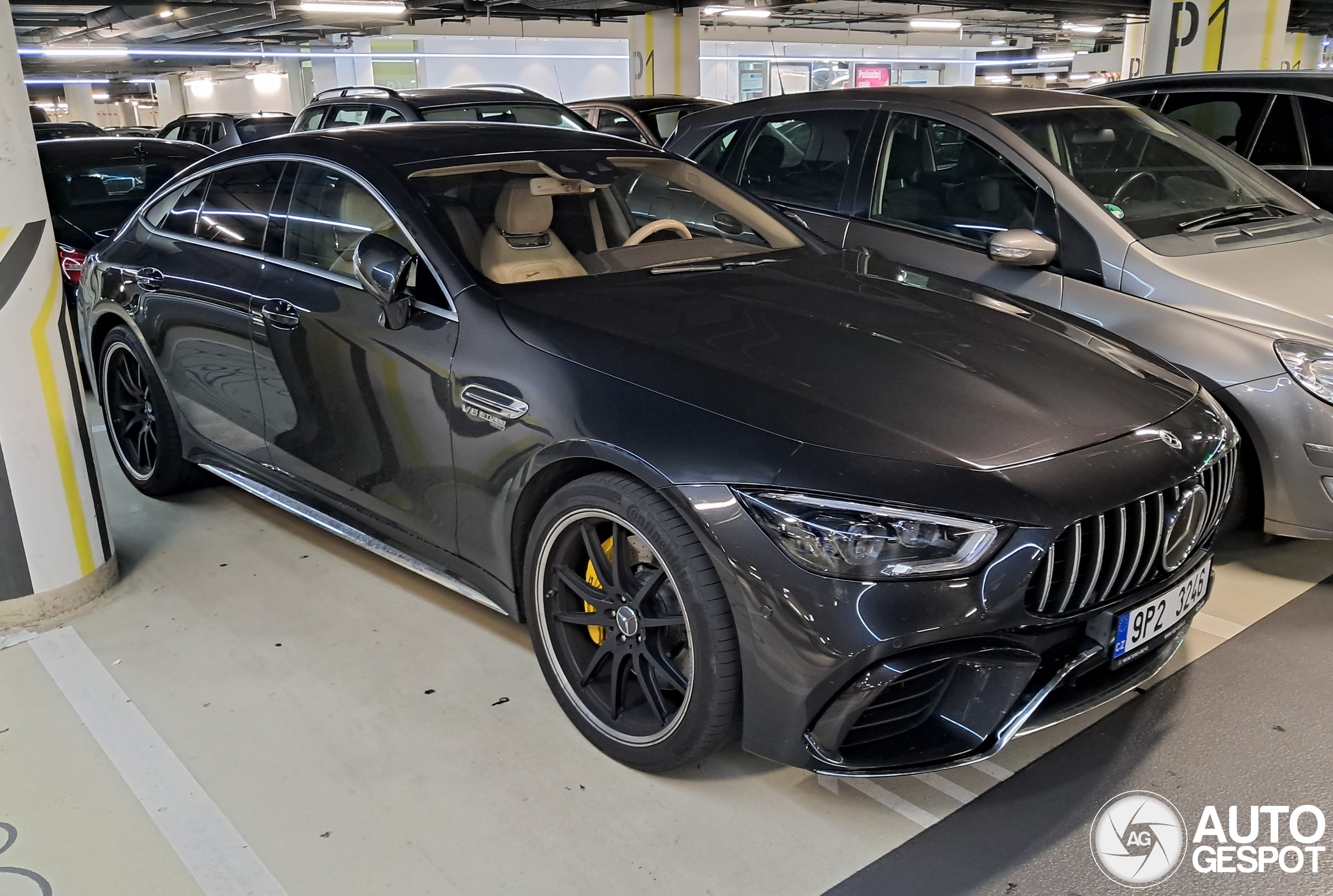 Mercedes-AMG GT 63 S X290