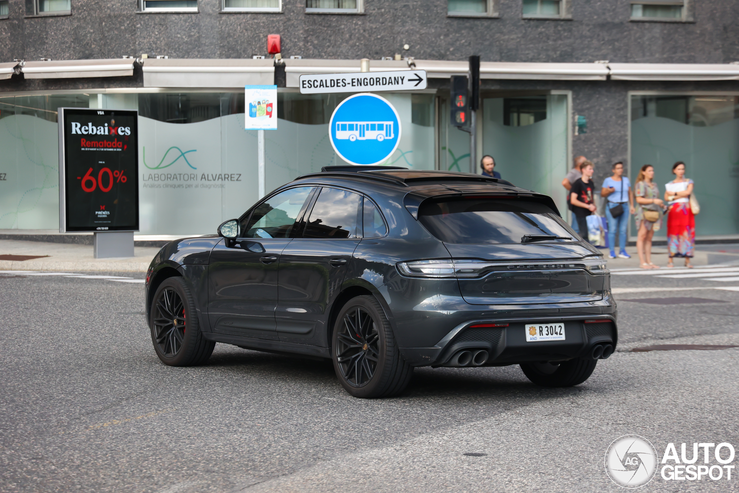 Porsche 95B Macan GTS MkIII