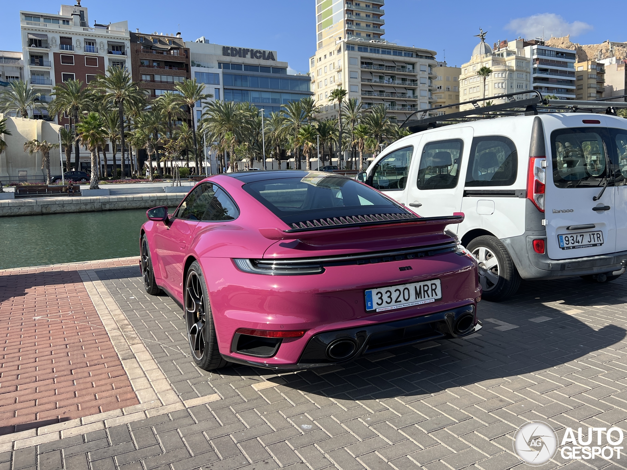 Porsche 992 Turbo