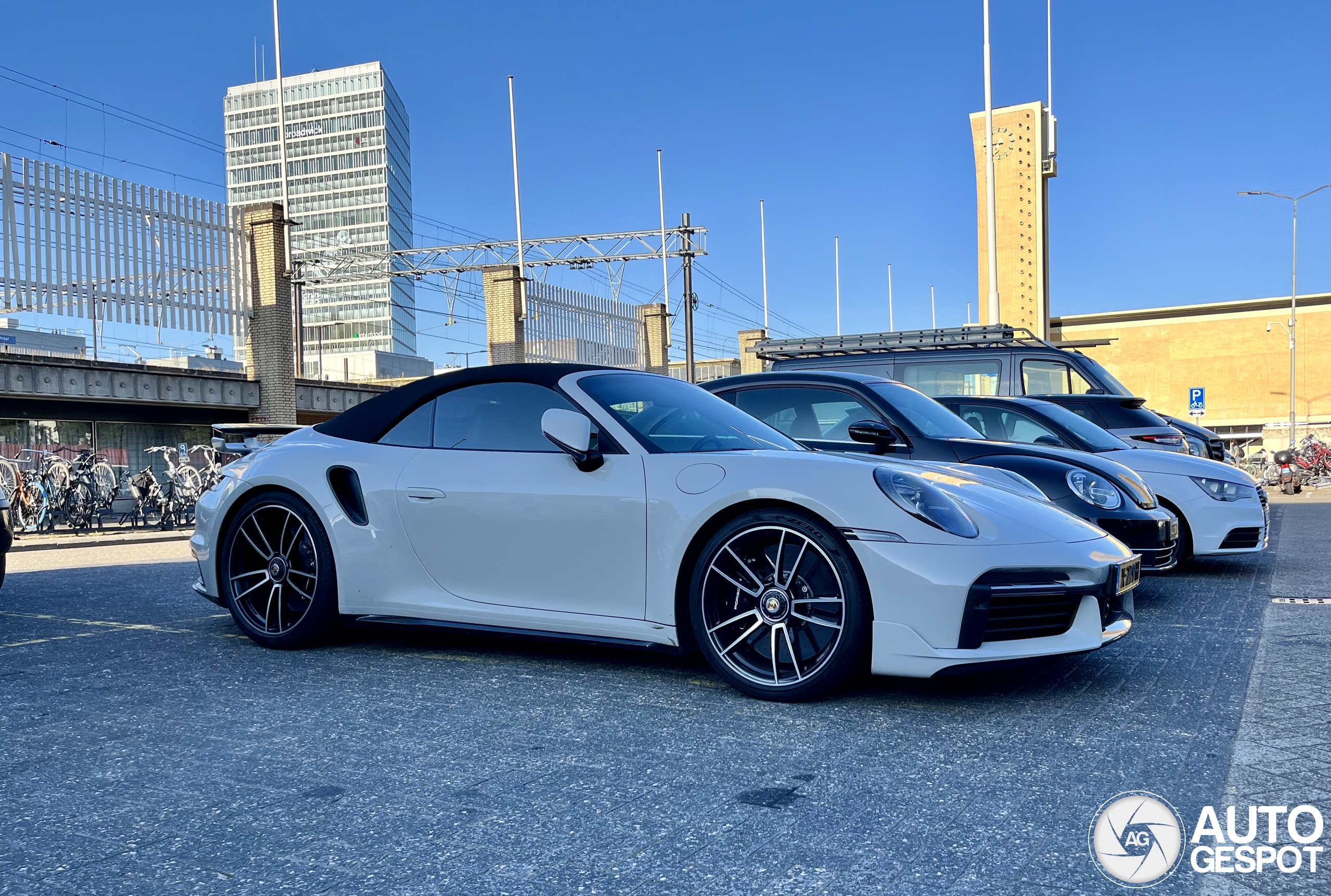 Porsche 992 Turbo S Cabriolet