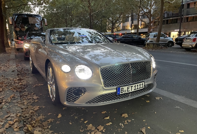 Bentley Continental GTC V8 2020